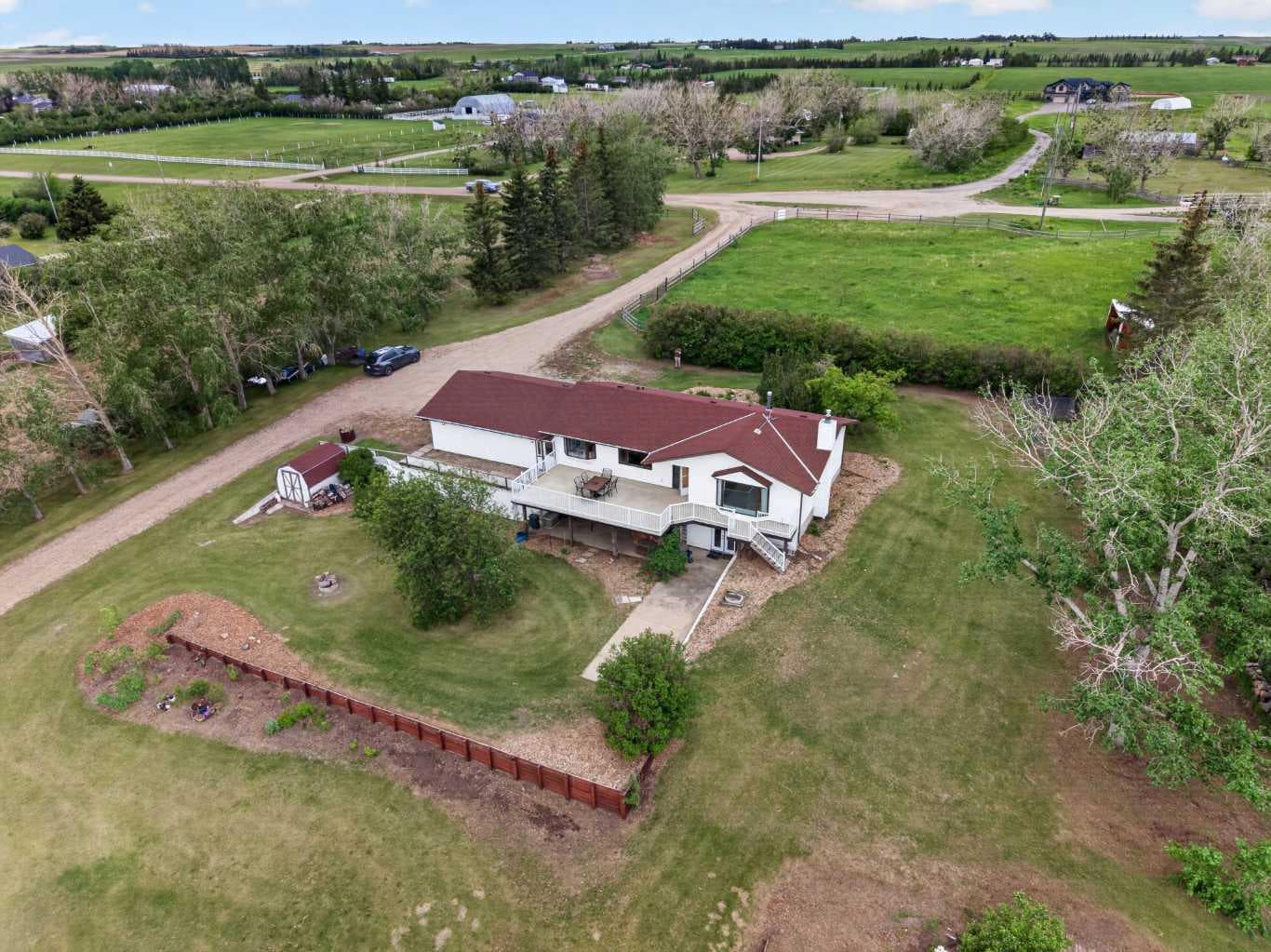 272098 Range Road 282A  