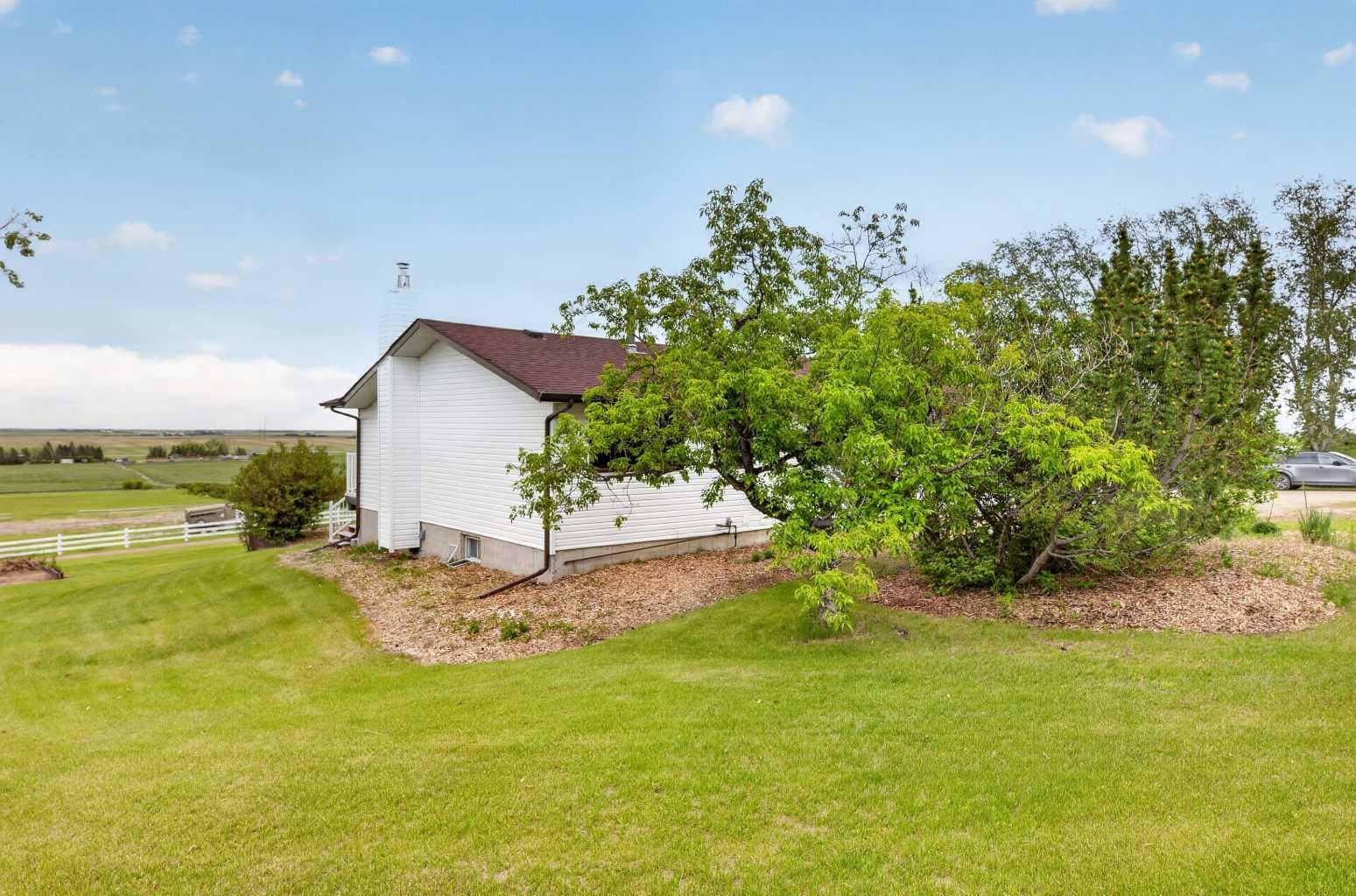 272098 Range Road 282A  