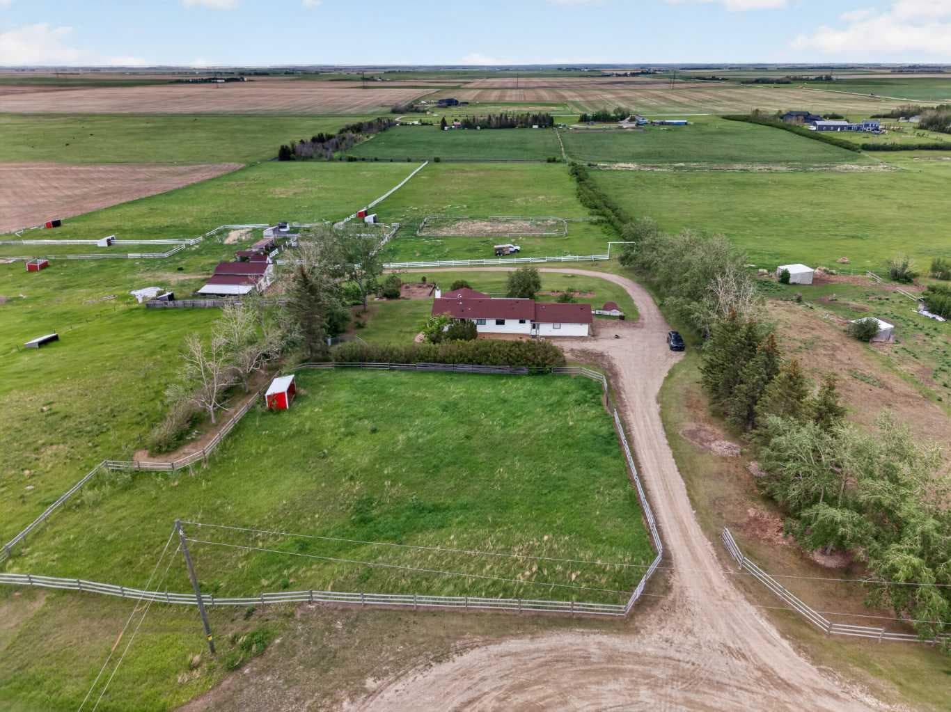 272098 Range Road 282A  