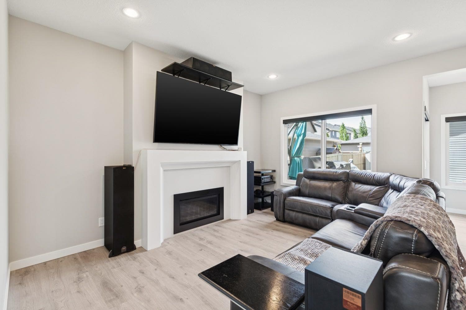 67 Coopersfield Park SW