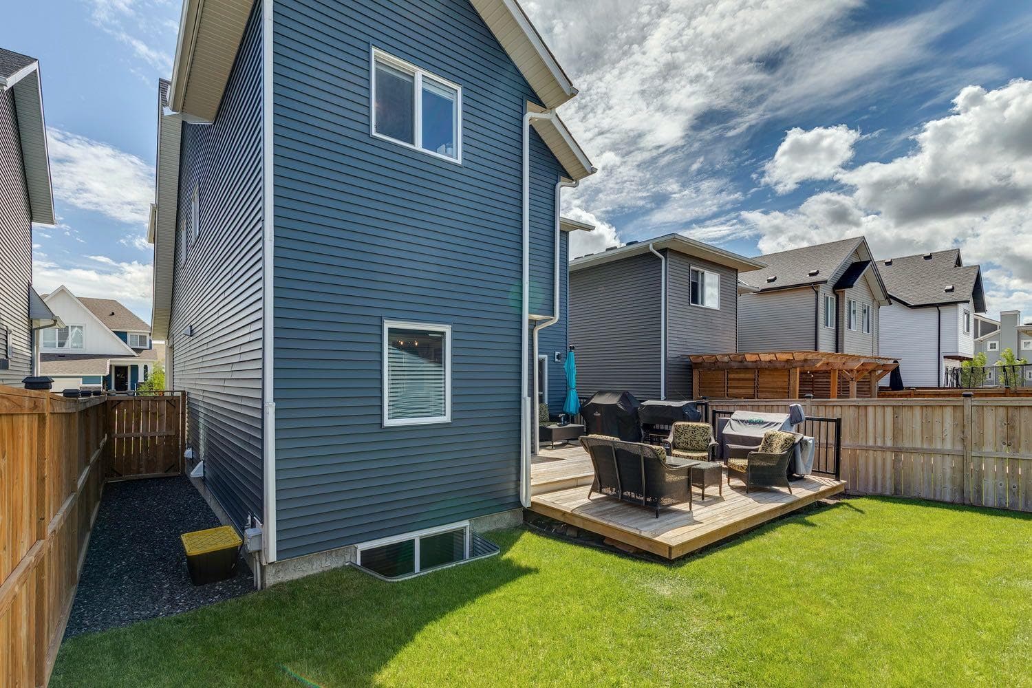 67 Coopersfield Park SW