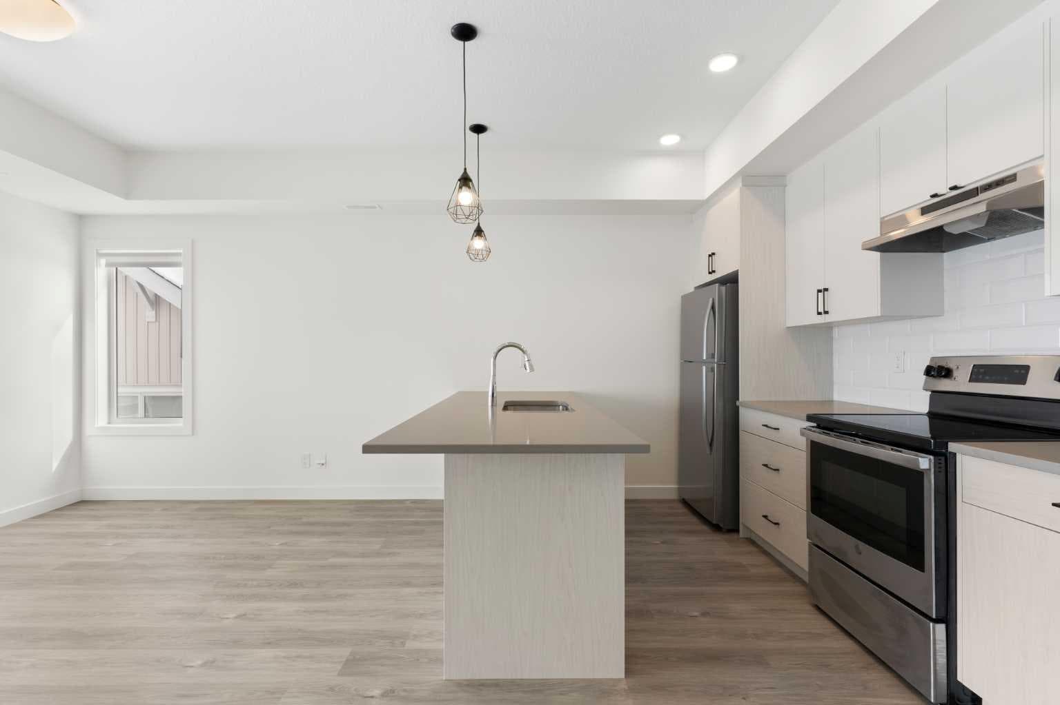 1303, 24 Rivercrest Drive 