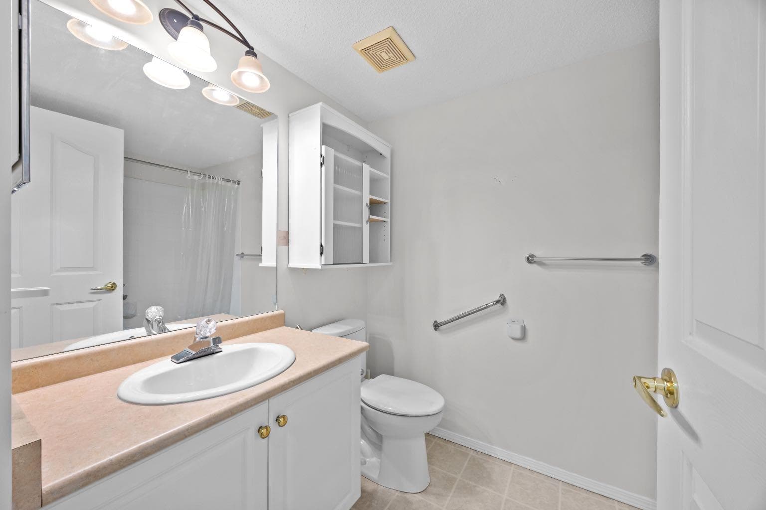 325, 5000 Somervale Court SW
