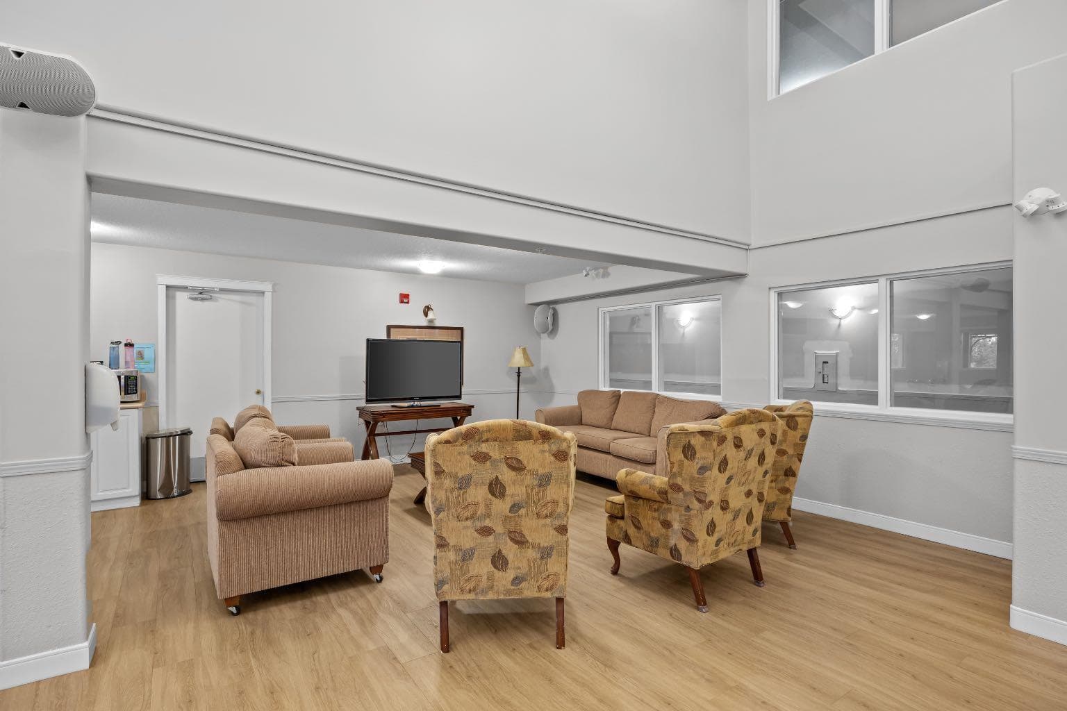 325, 5000 Somervale Court SW
