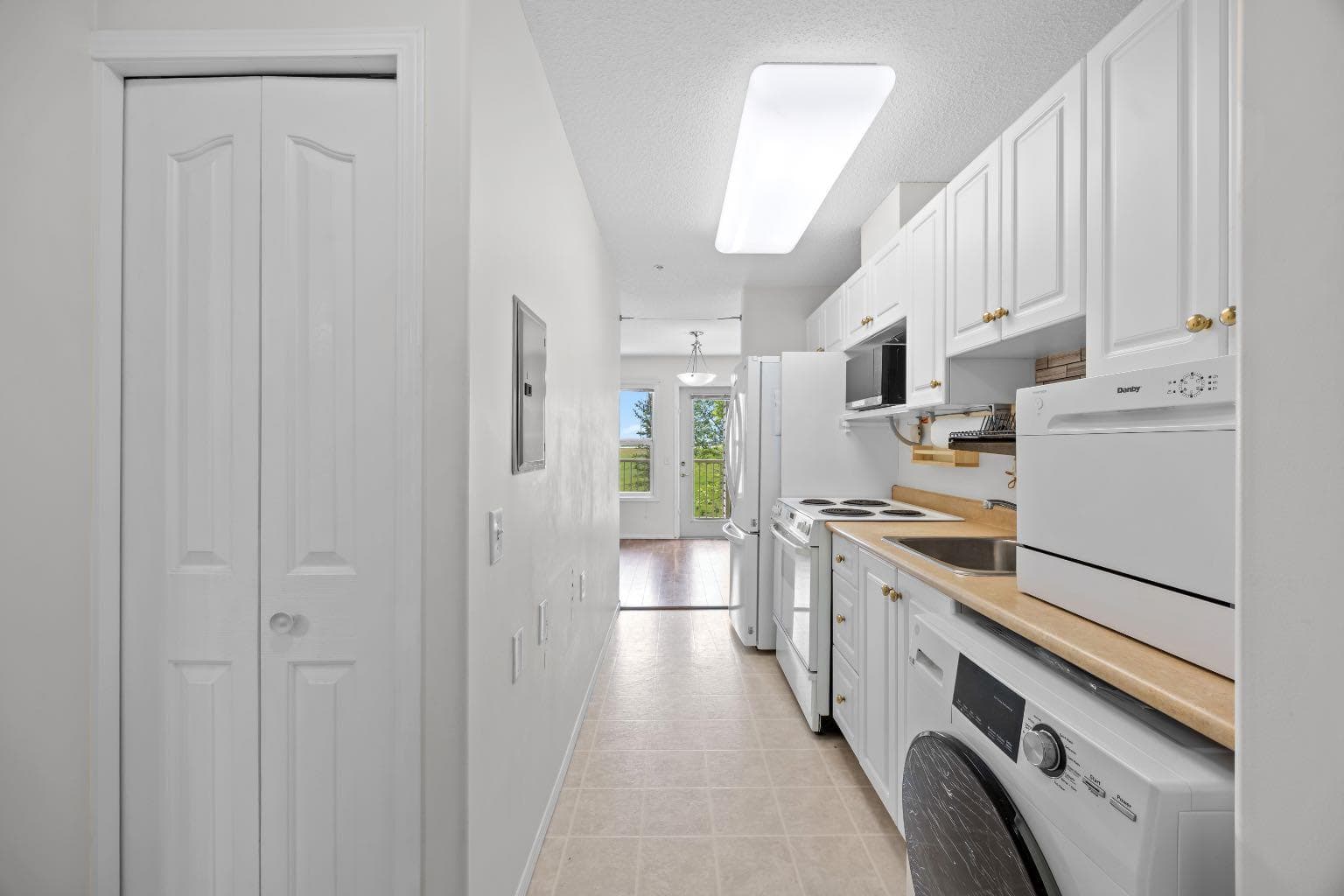 325, 5000 Somervale Court SW
