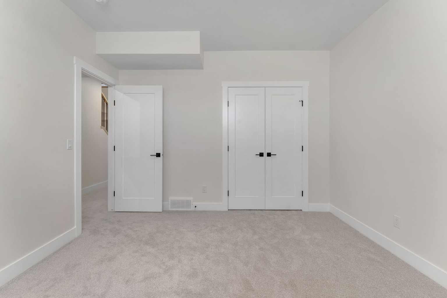 924 South shore Terrace 