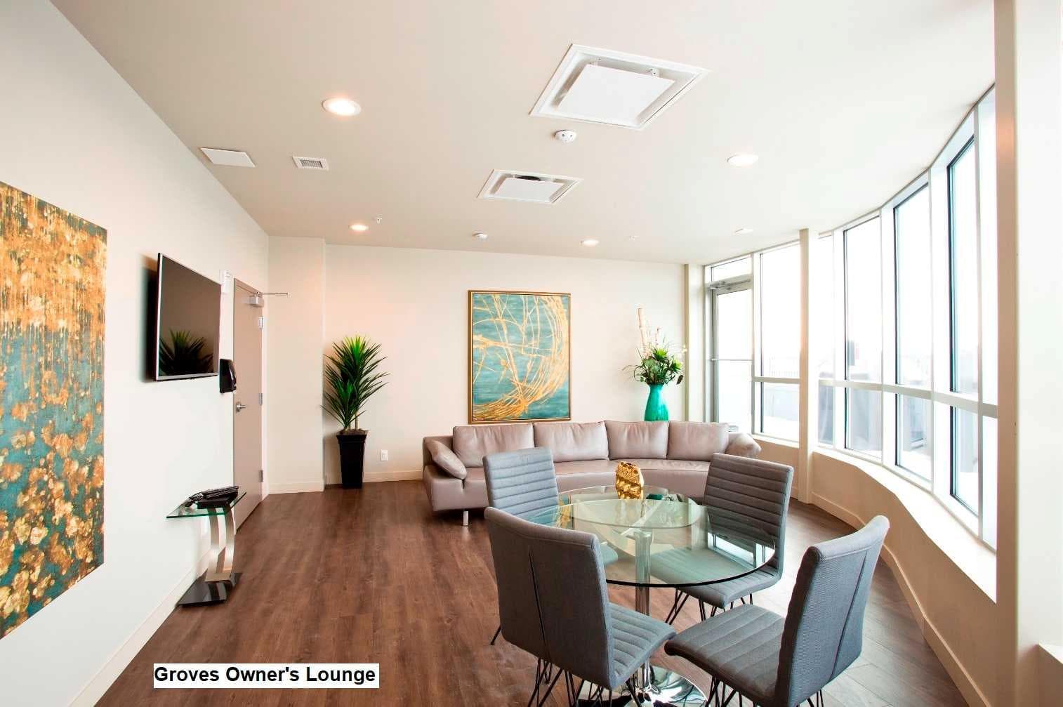 810, 16 Varsity Estates Circle NW