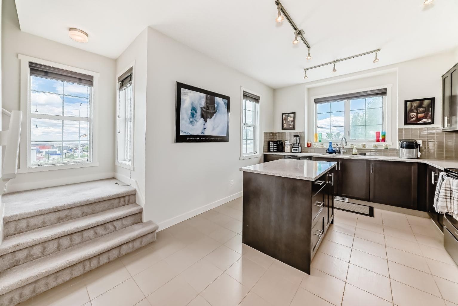 6 Nolan Hill Gate NW