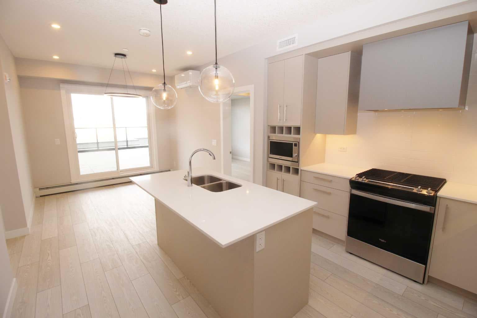 214, 8370 Broadcast Avenue SW