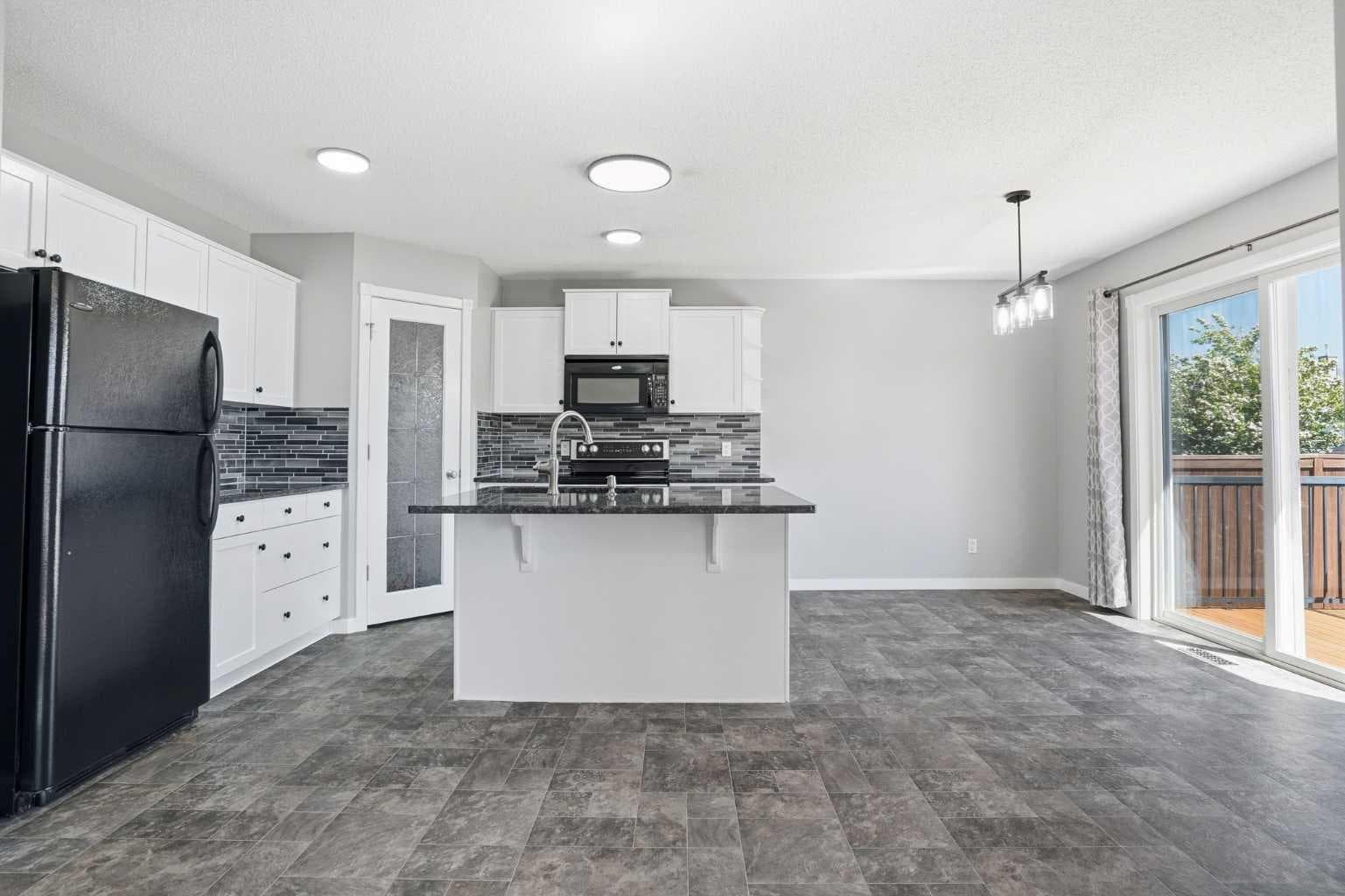 207 Sagewood Drive SW