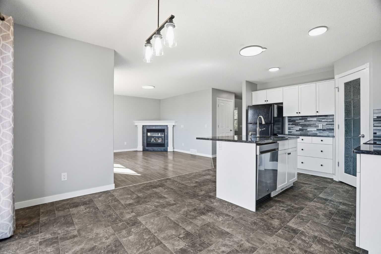 207 Sagewood Drive SW
