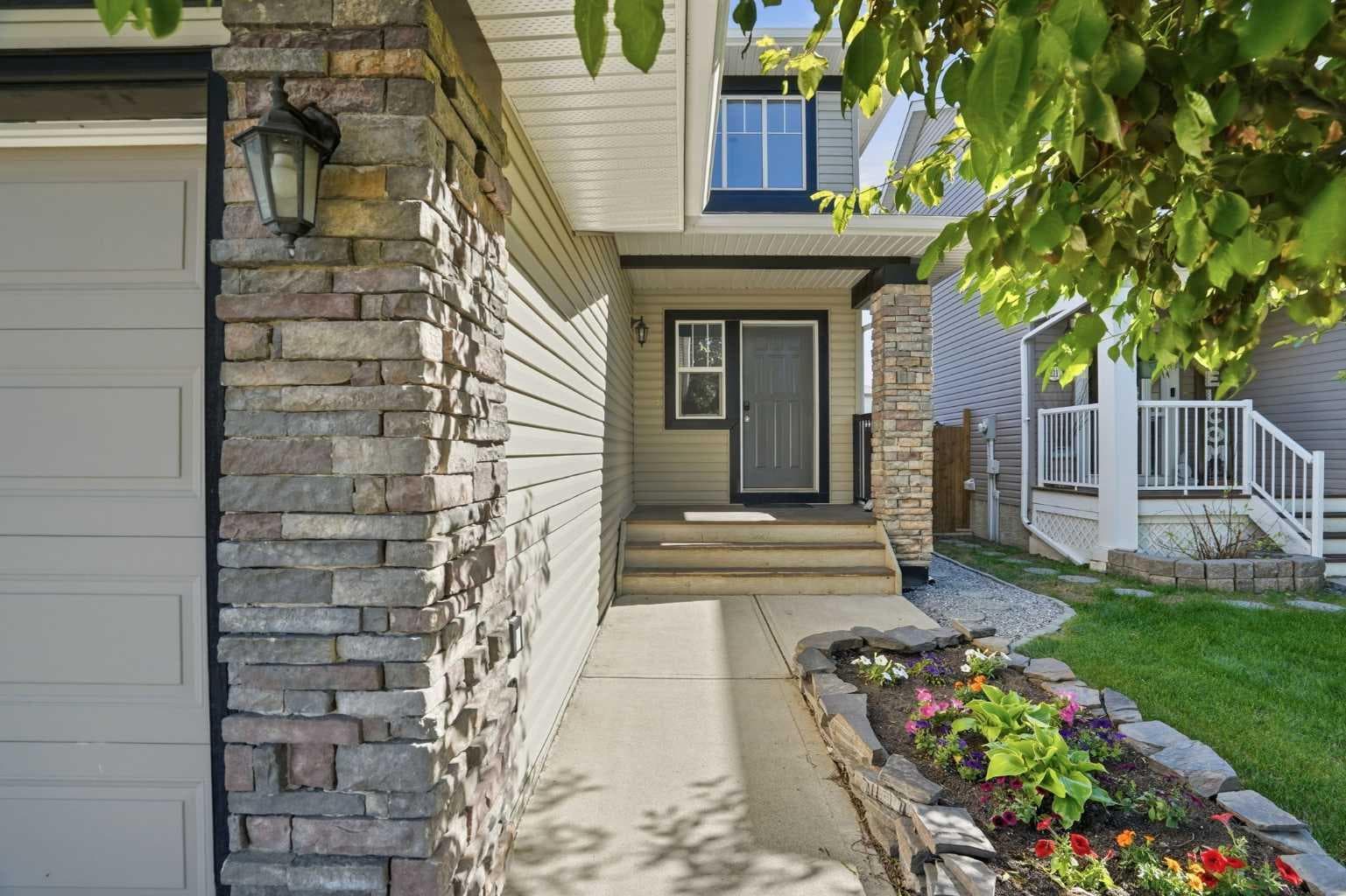 207 Sagewood Drive SW
