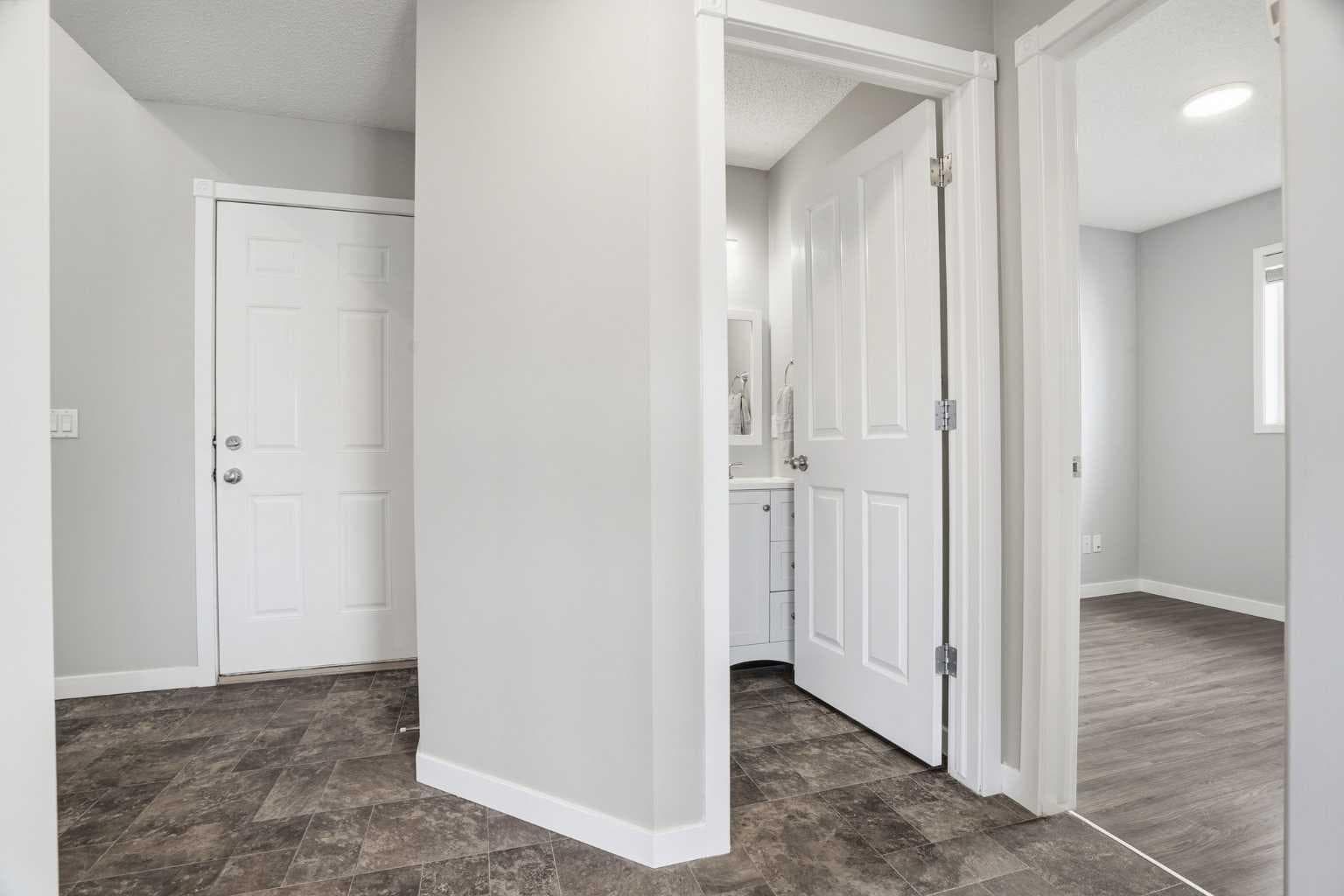207 Sagewood Drive SW