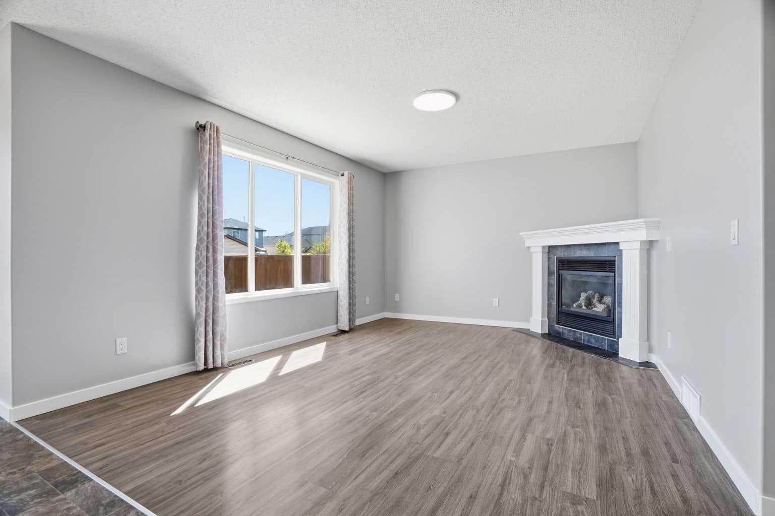 207 Sagewood Drive SW