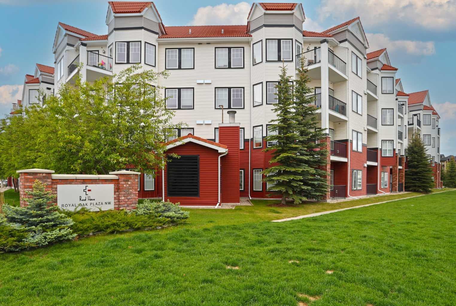 420, 30 Royal Oak Plaza NW