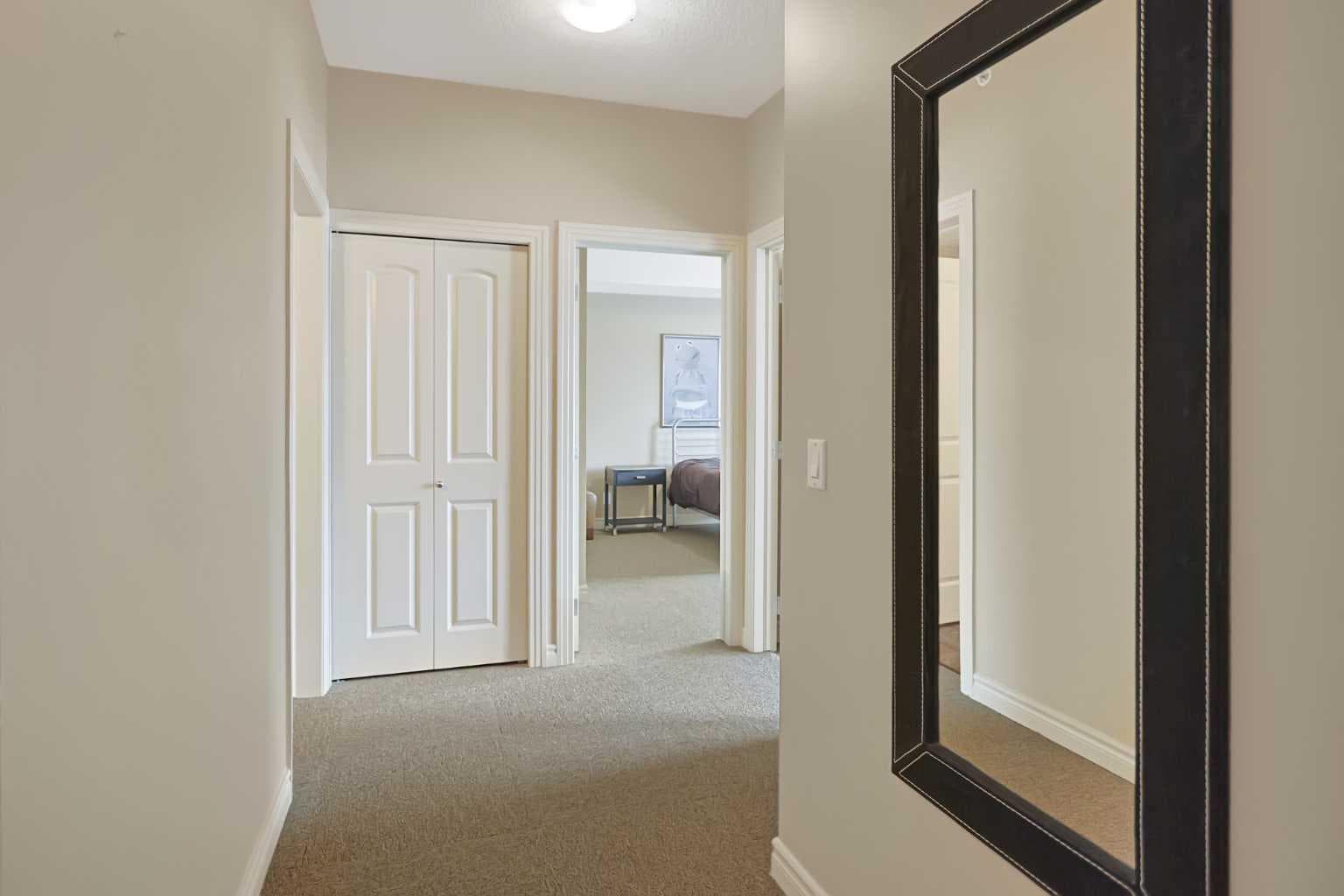 420, 30 Royal Oak Plaza NW