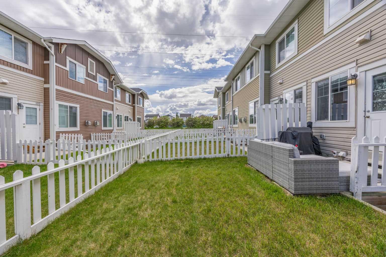 121, 300 Marina Drive 