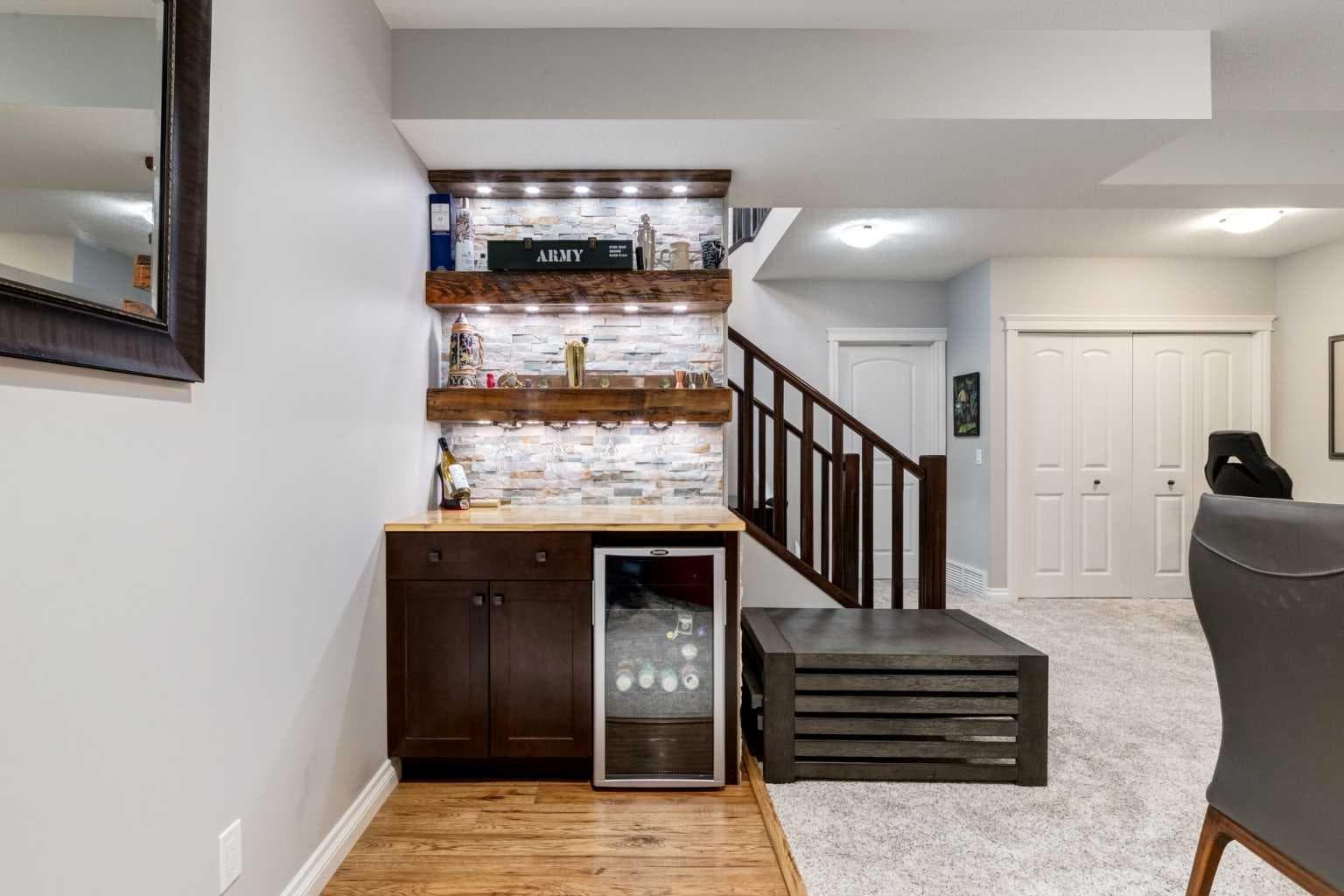 237 Aspenmere Circle 