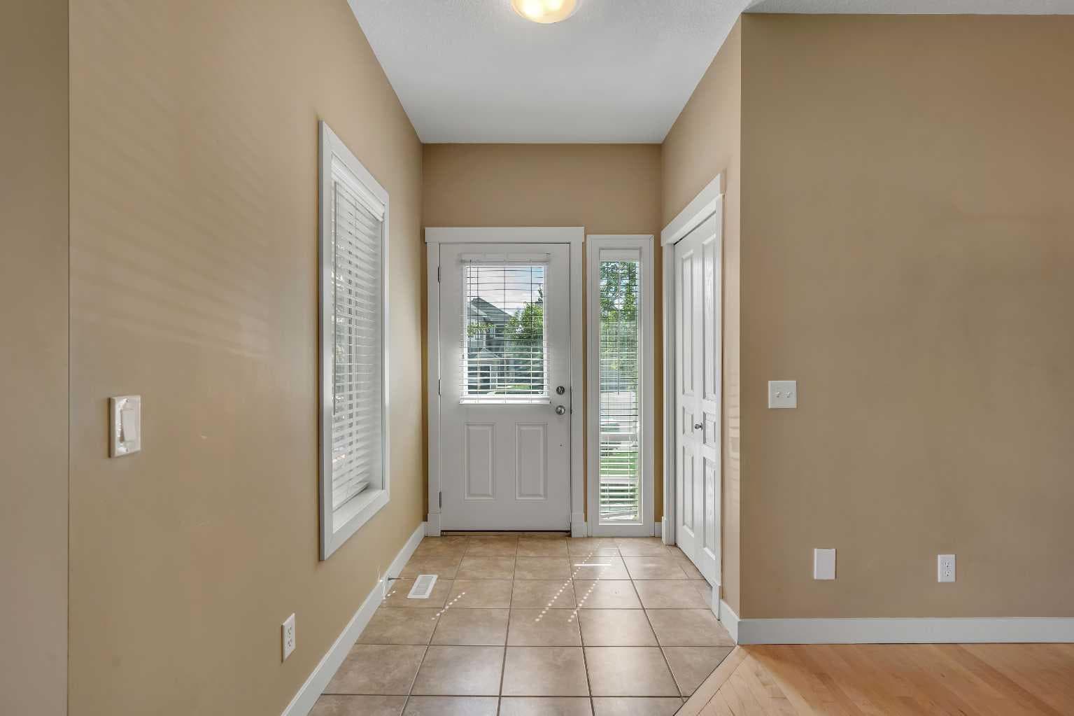 1306, 281 Cougar Ridge Drive SW