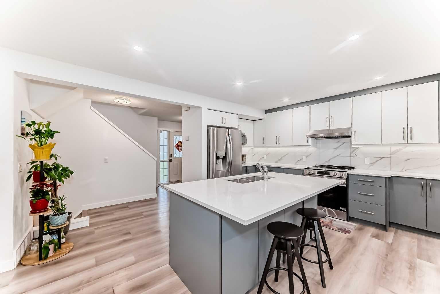 119 Citadel Meadow Grove NW