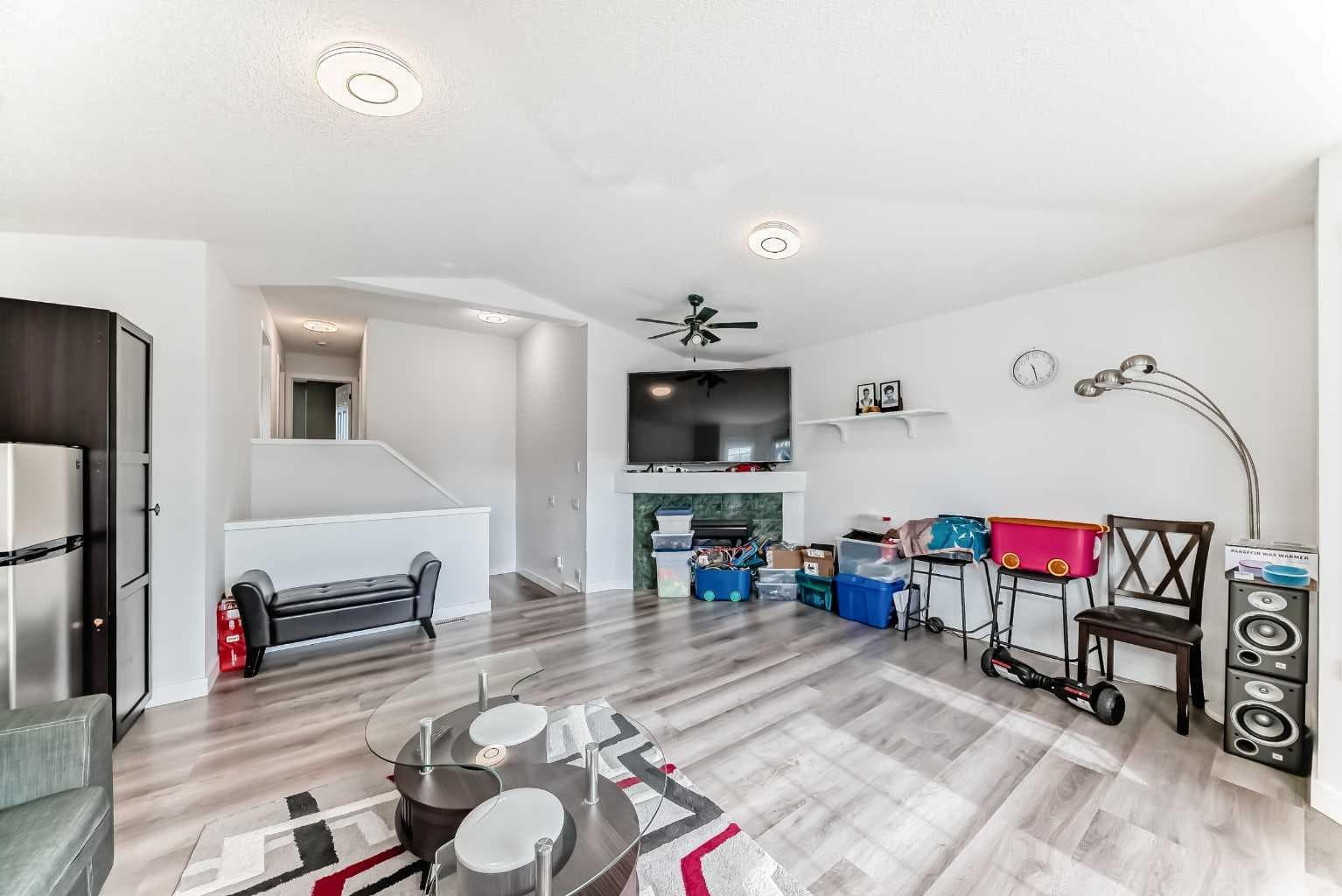 119 Citadel Meadow Grove NW