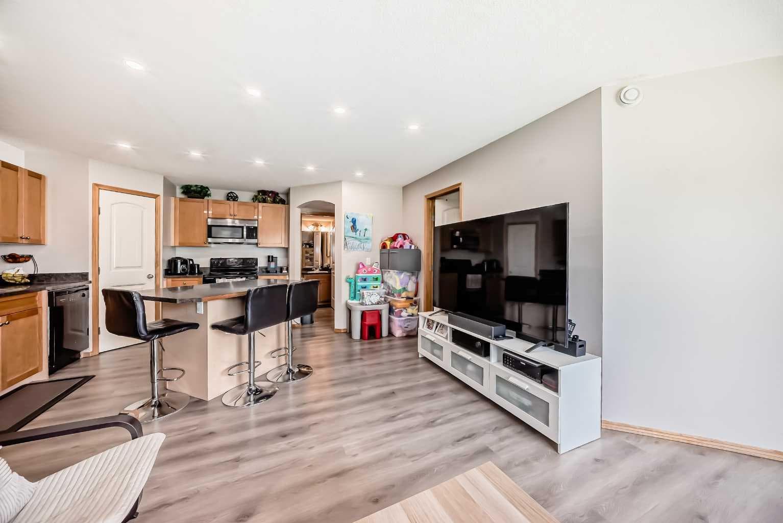 106, 140 Panatella Landing NW