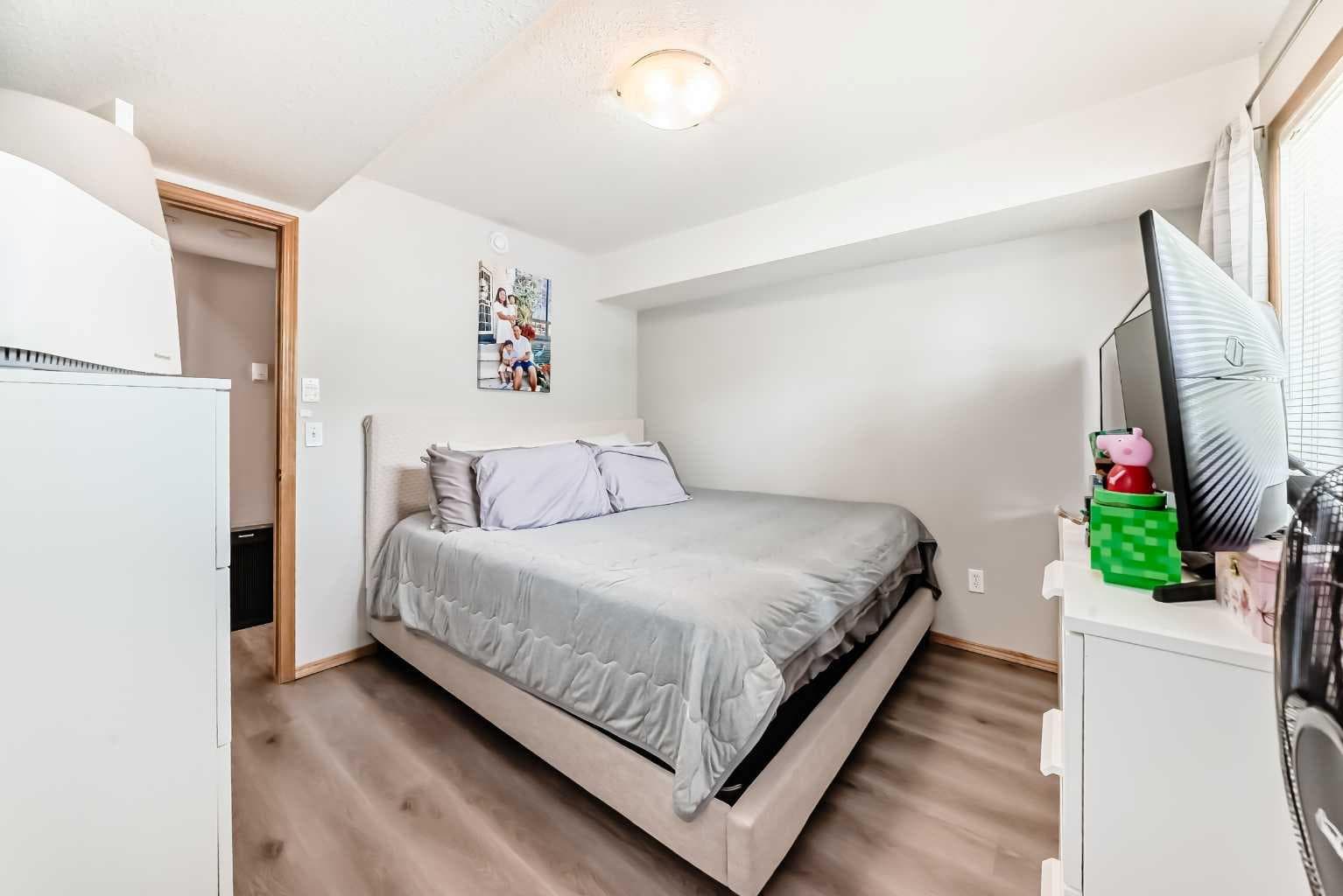 106, 140 Panatella Landing NW