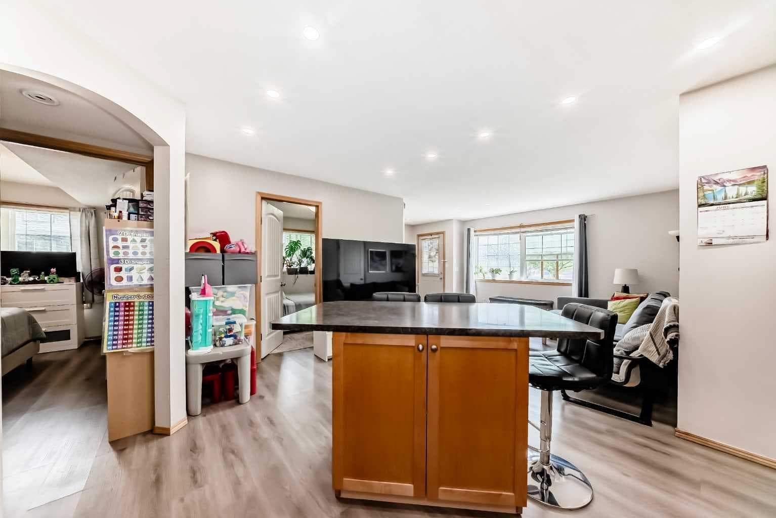 106, 140 Panatella Landing NW