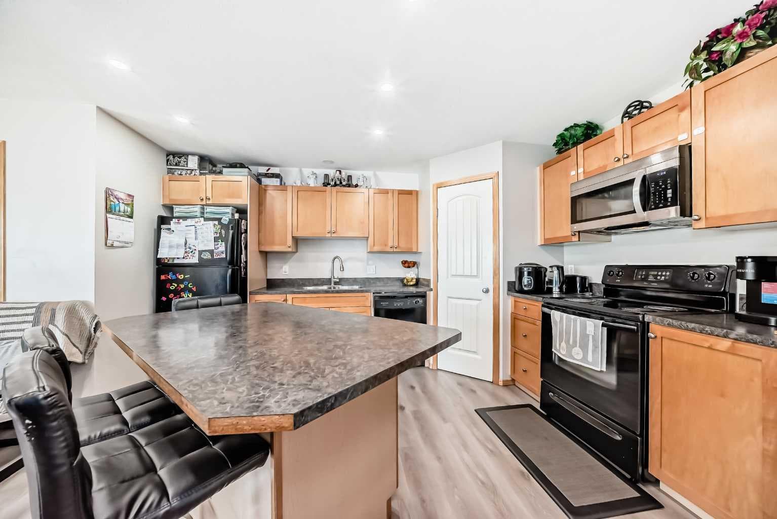 106, 140 Panatella Landing NW