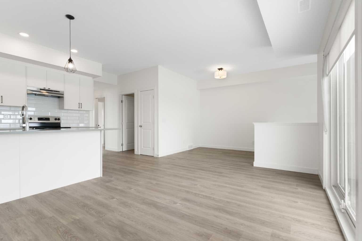 402, 24 Rivercrest Drive 