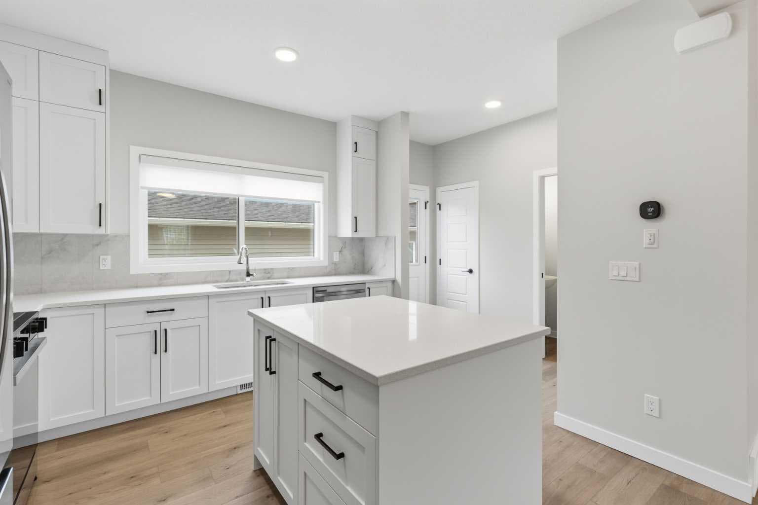 2253 Bayview Drive SW