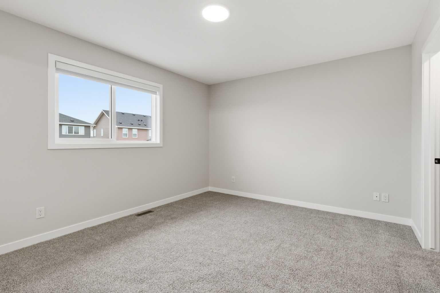 2253 Bayview Drive SW