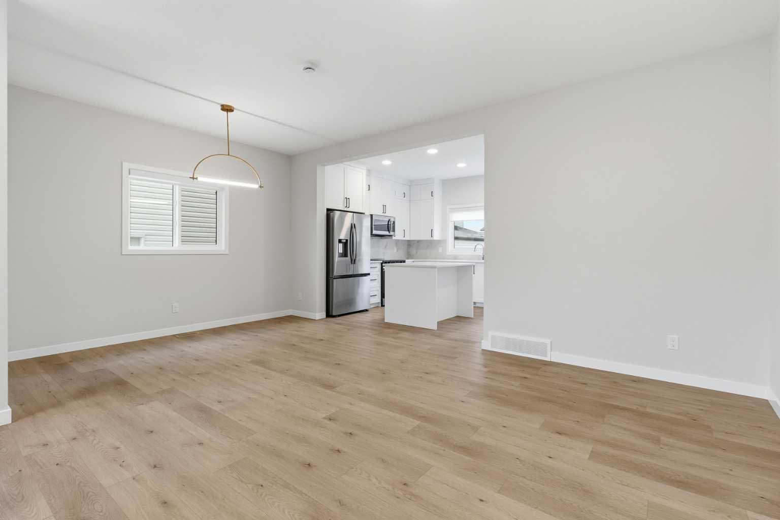 2253 Bayview Drive SW