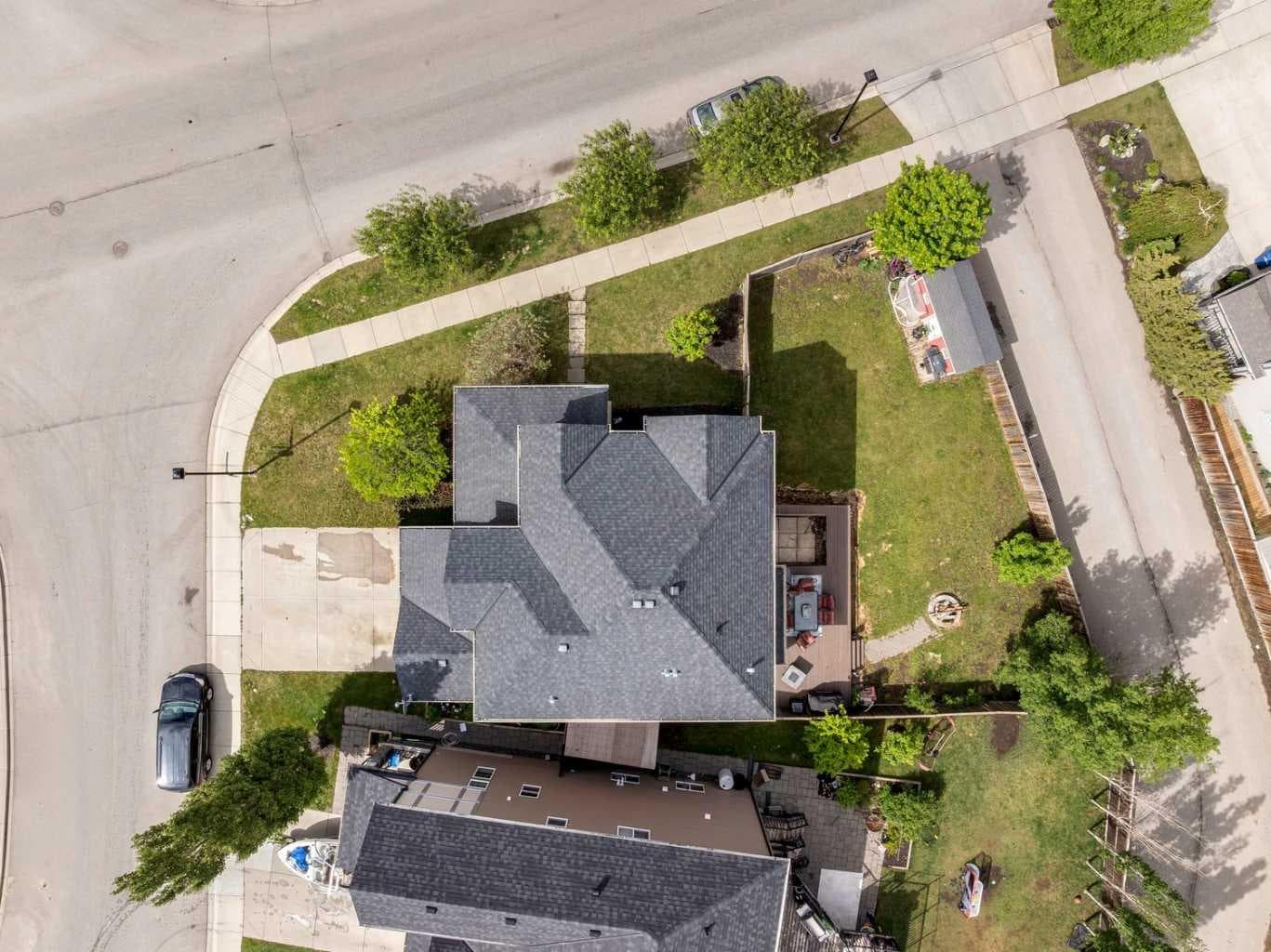 1200 Windhaven Close SW