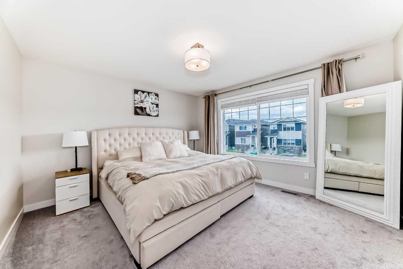 1104 Bayview Gardens SW