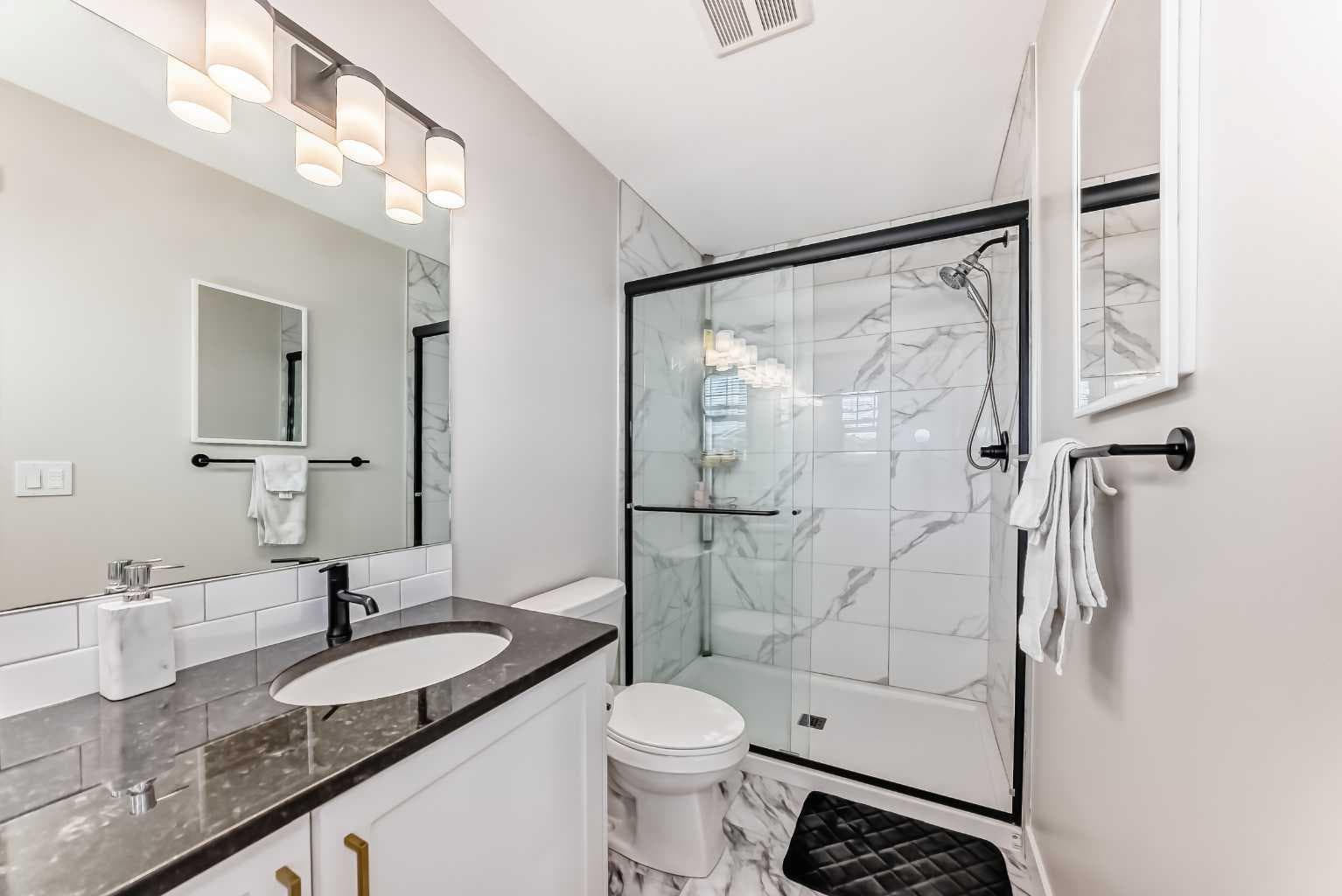 1104 Bayview Gardens SW