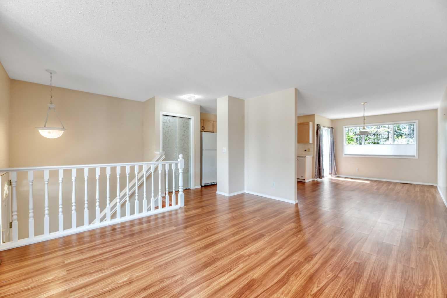 1, 15 Rocky Ridge Gate NW