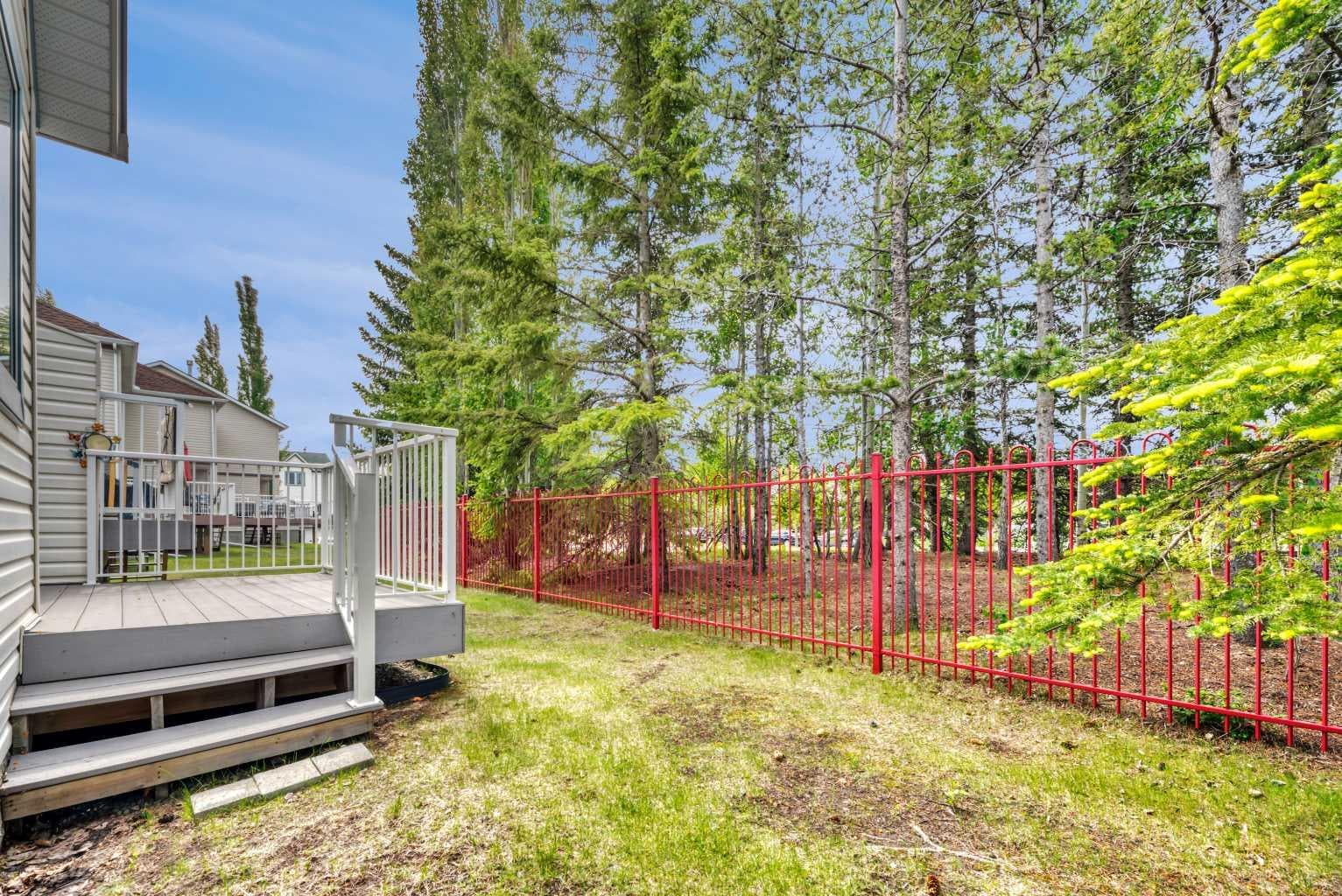 1, 15 Rocky Ridge Gate NW