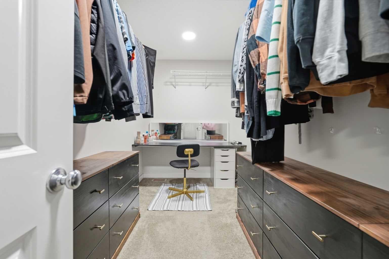 15 Lawrence Green SE