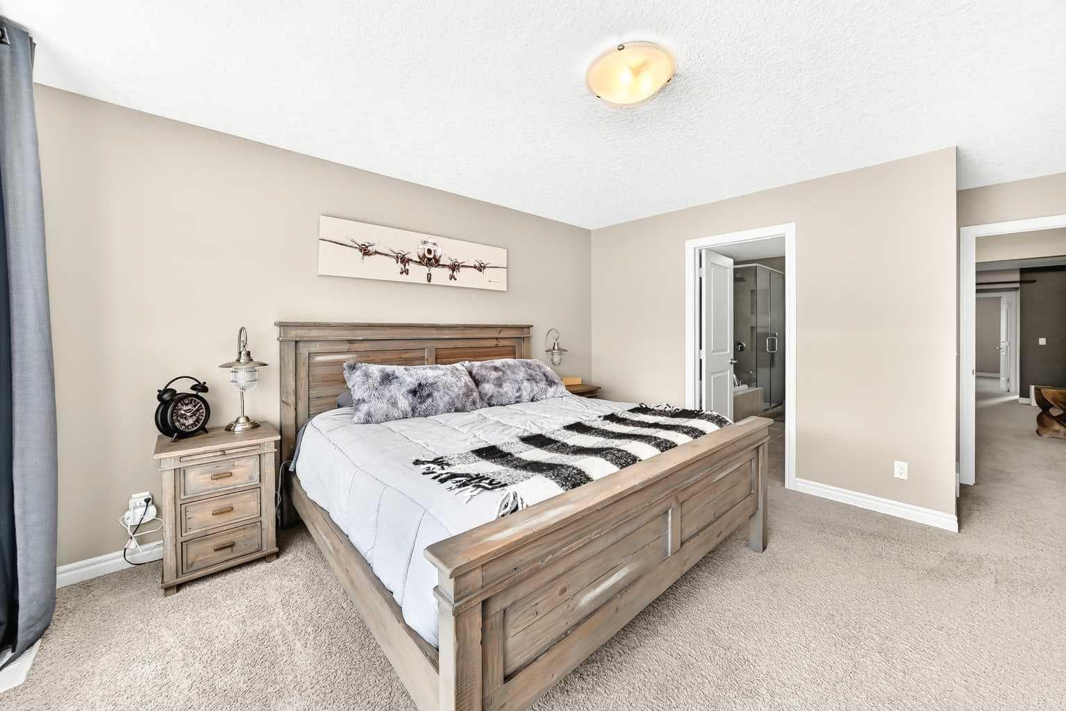 141 Riviera Crescent 