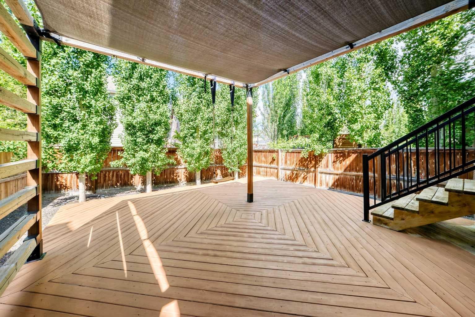 141 Riviera Crescent 