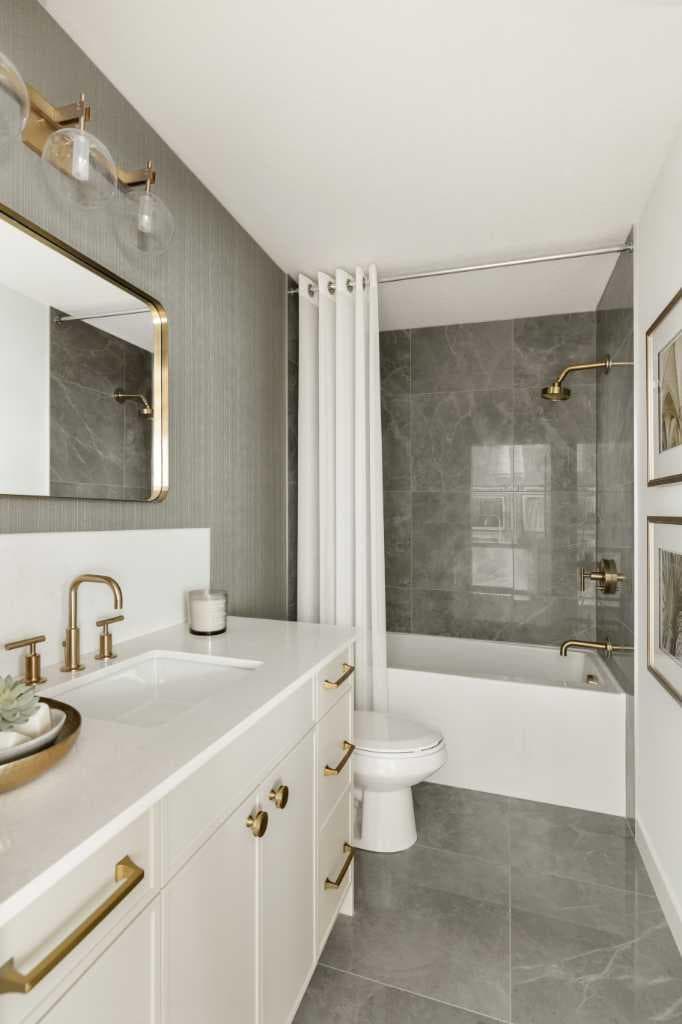 302, 60 Water Cove SE
