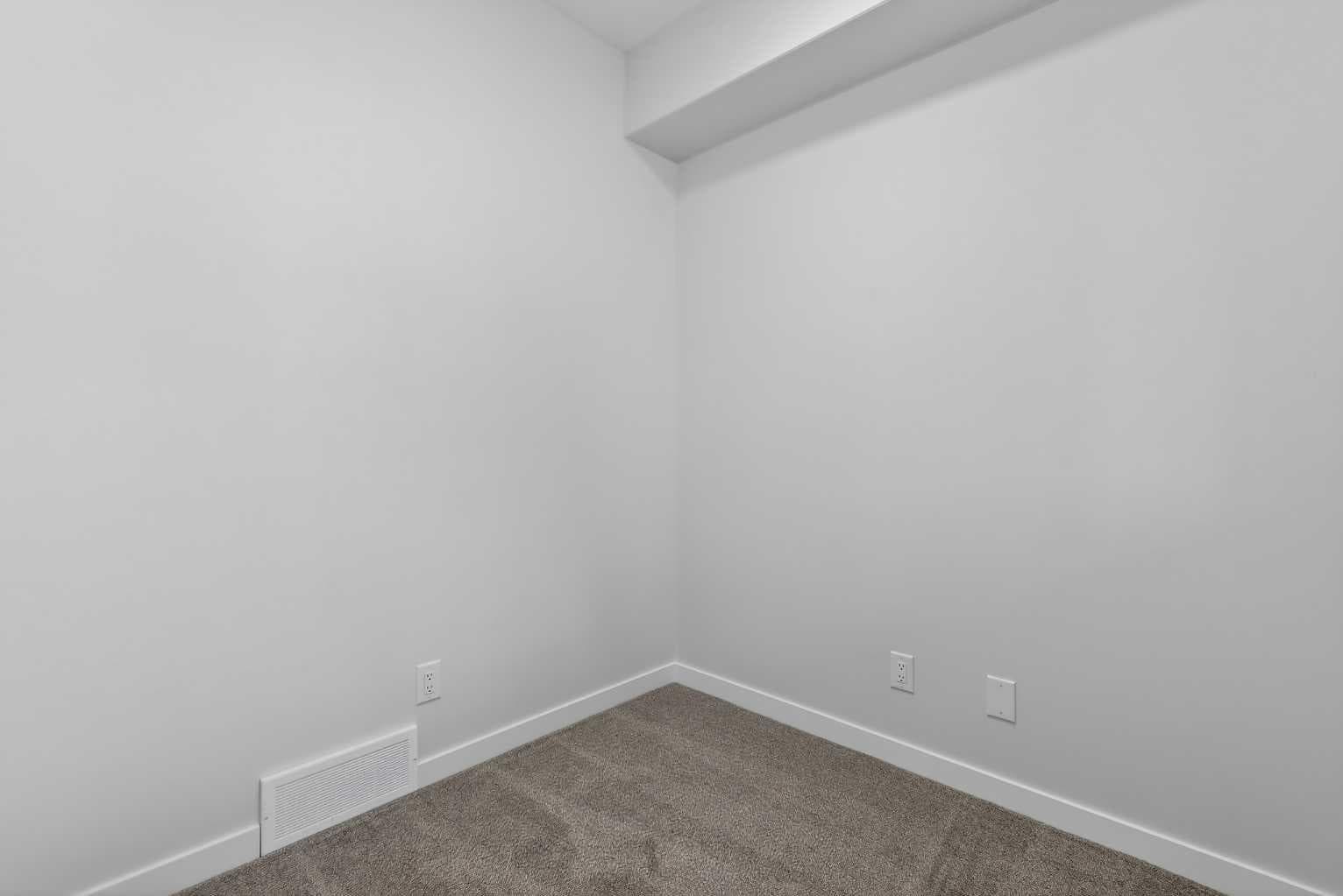 172 Hotchkiss Common SE