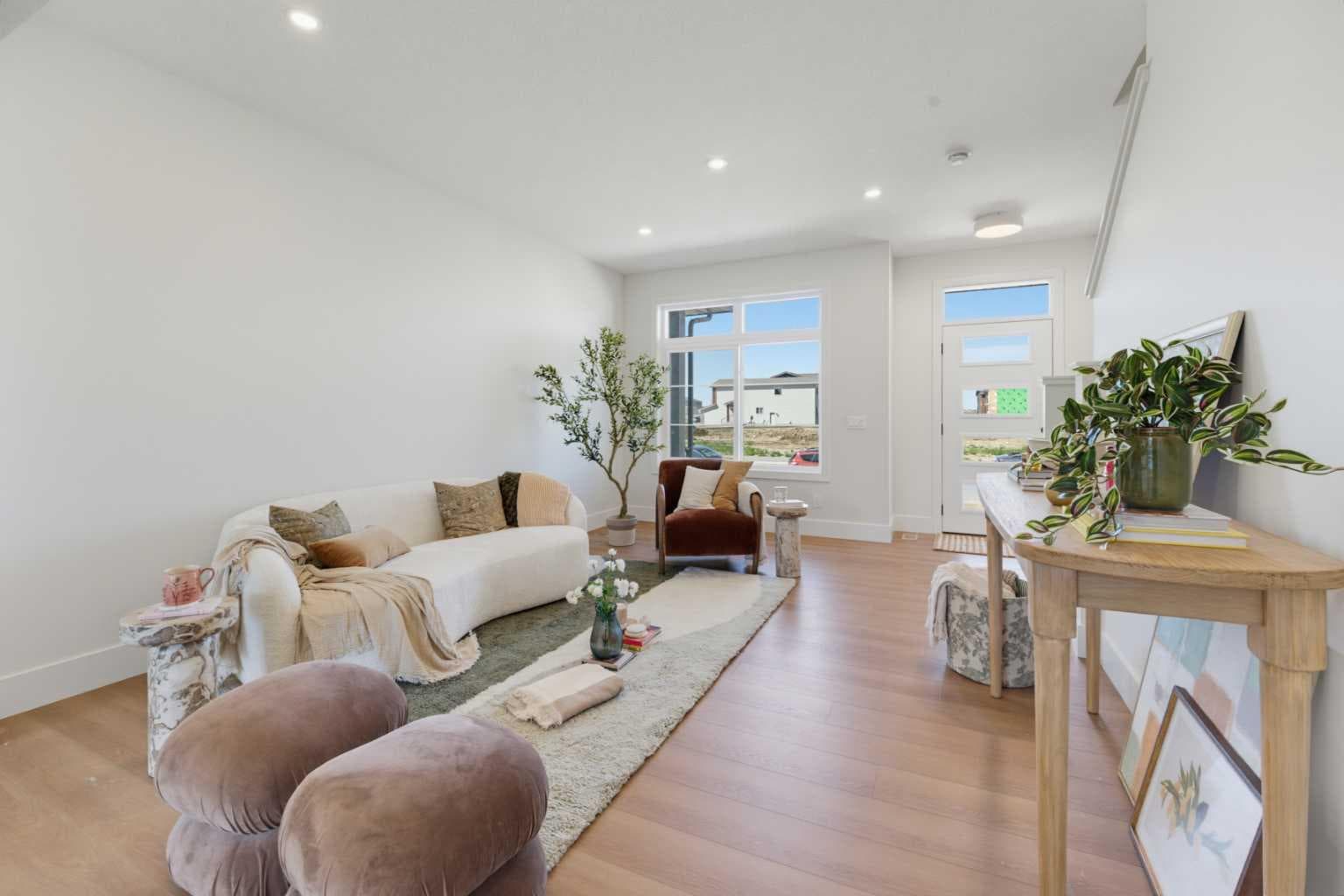 2437 Creeker Lane 