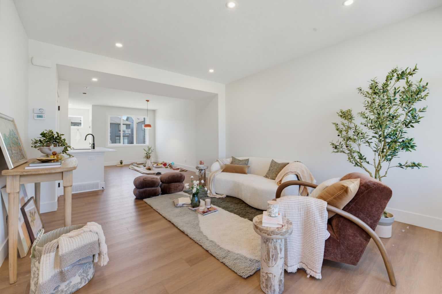 2437 Creeker Lane 