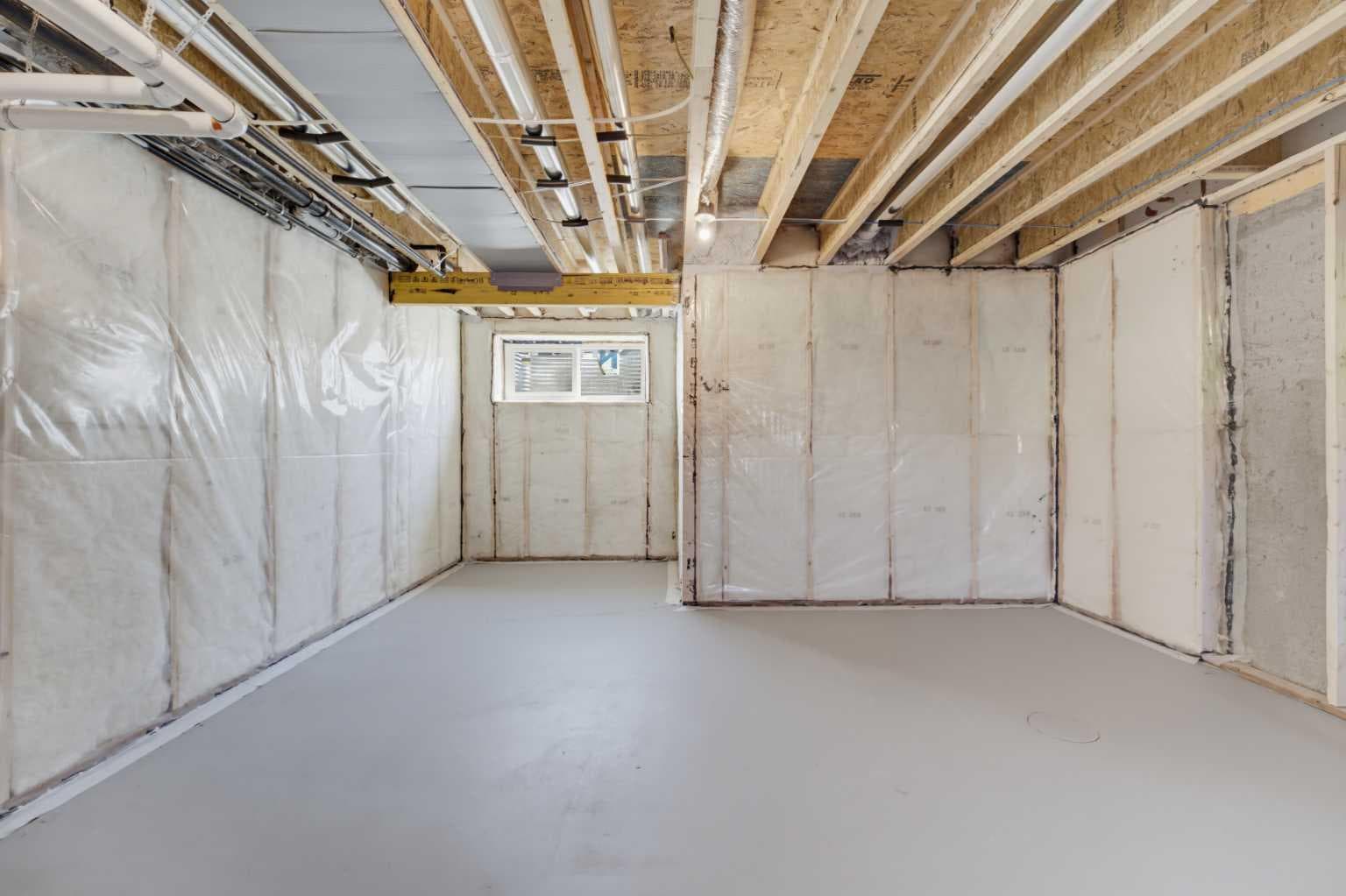 2437 Creeker Lane 