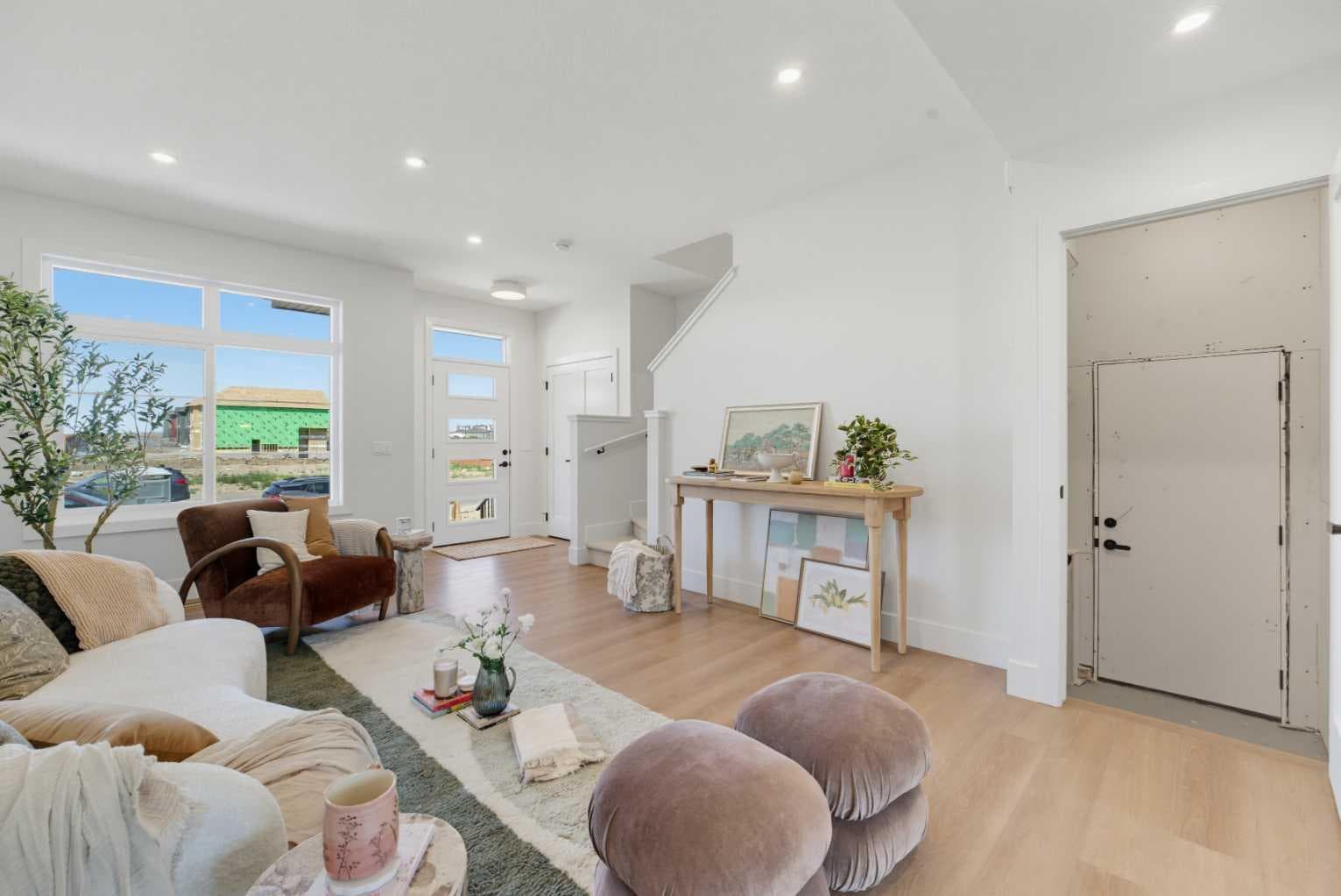 2437 Creeker Lane 