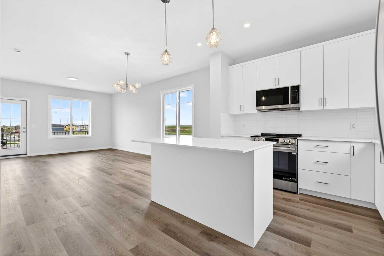 6 Hotchkiss Parade SE