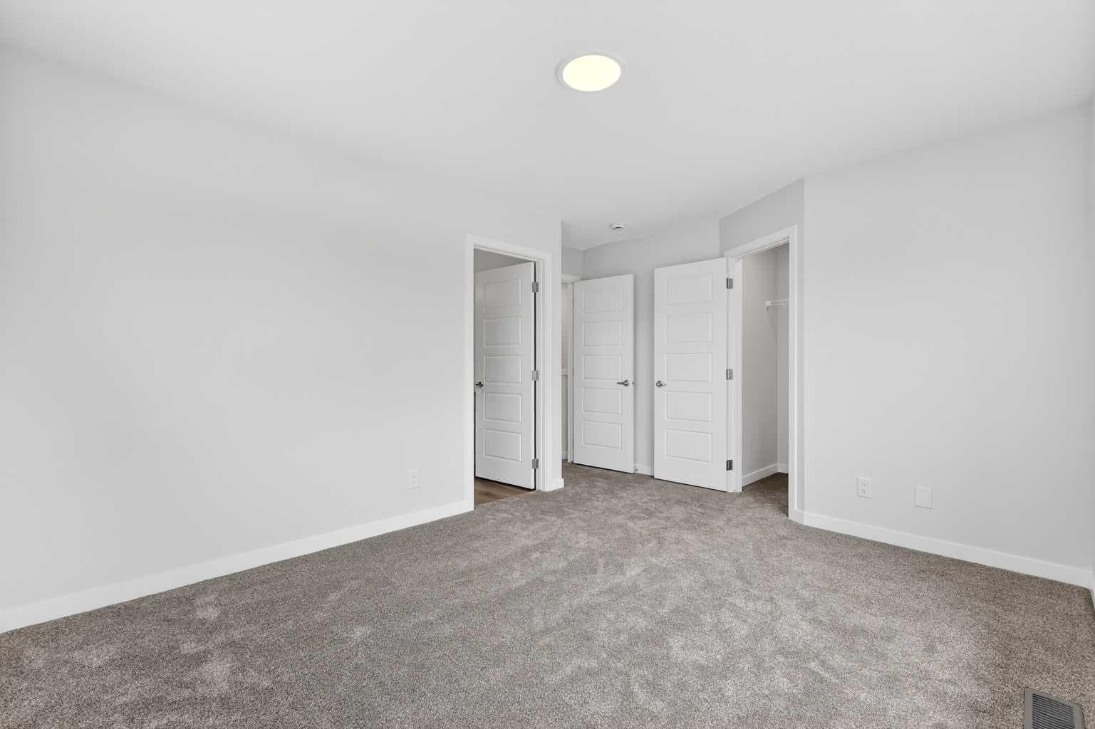 6 Hotchkiss Parade SE