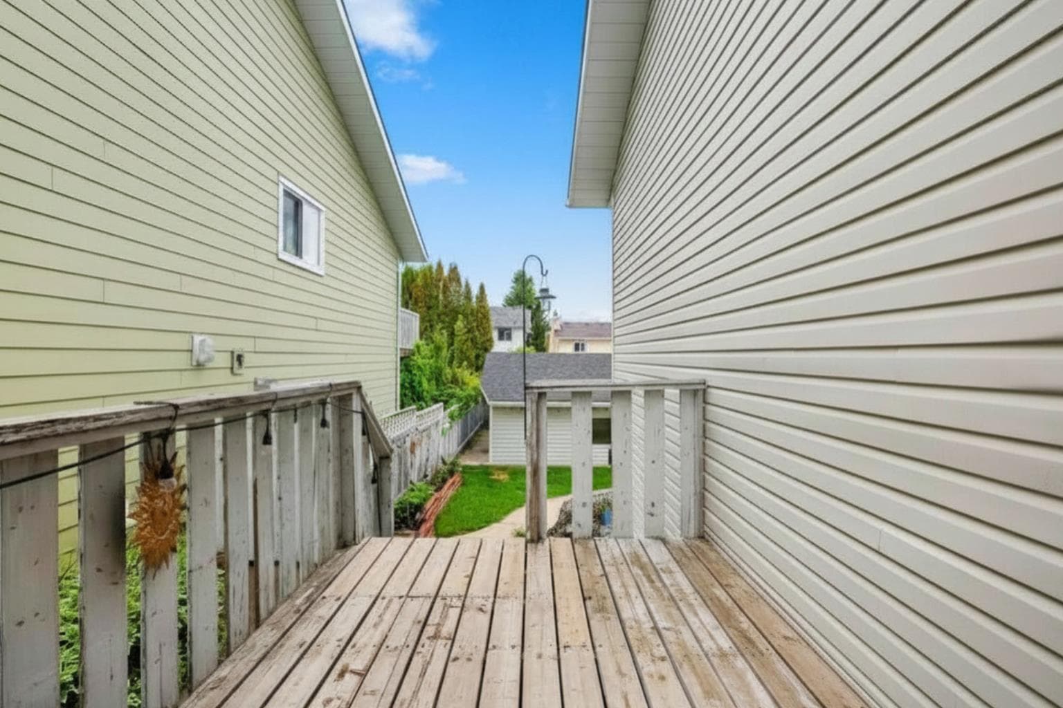 1667 Meadowbrook Drive SE